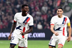 yabo国际比赛日巴黎圣日耳曼备战亚冠；调整名单细节曝光；管理层满意；更衣室氛围转暖的简单介绍